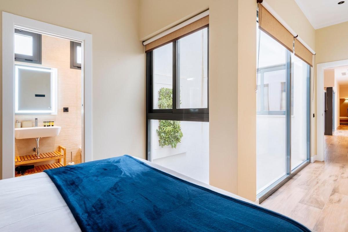 Deluxe Twobedroom Apartment Seville Downtown Εξωτερικό φωτογραφία