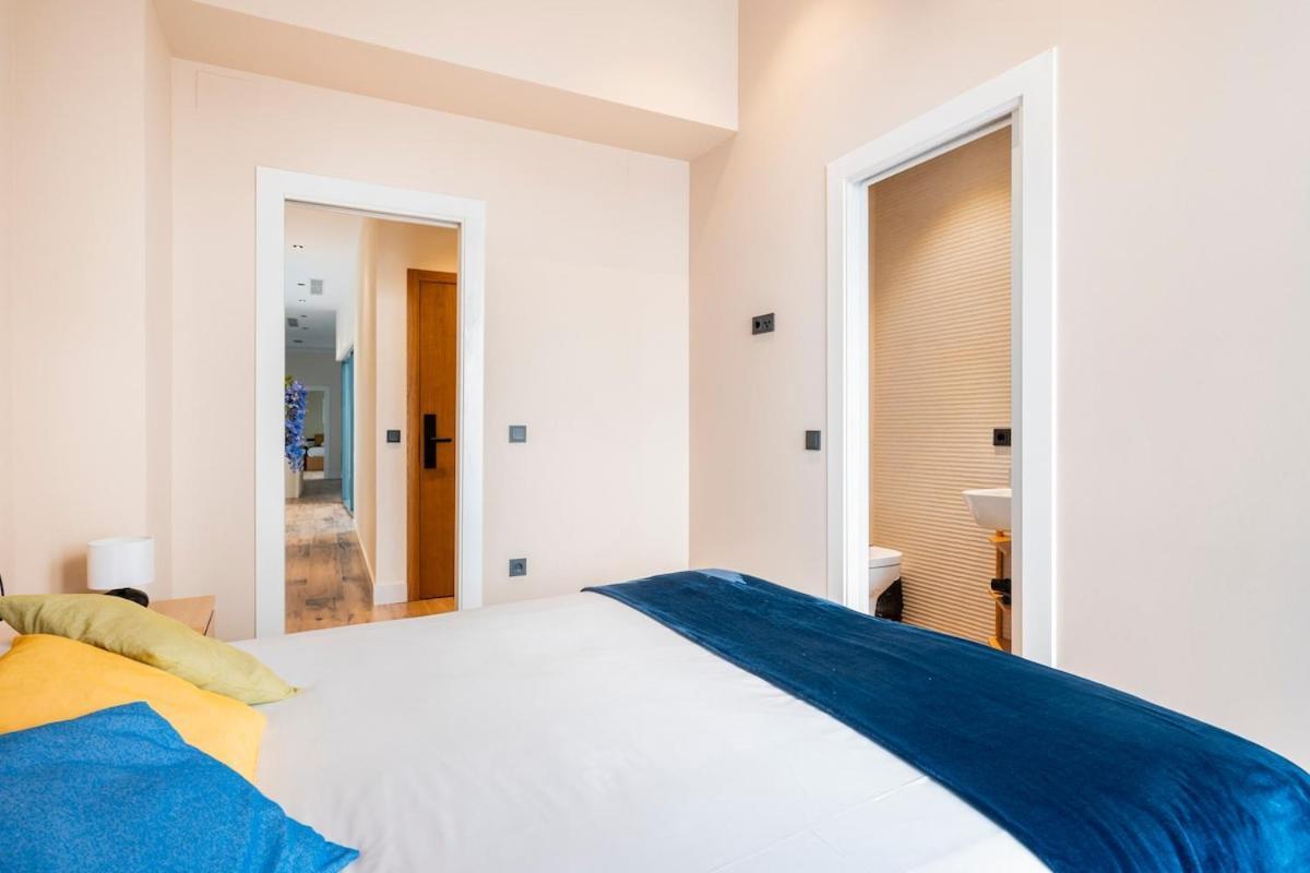 Deluxe Twobedroom Apartment Seville Downtown Εξωτερικό φωτογραφία